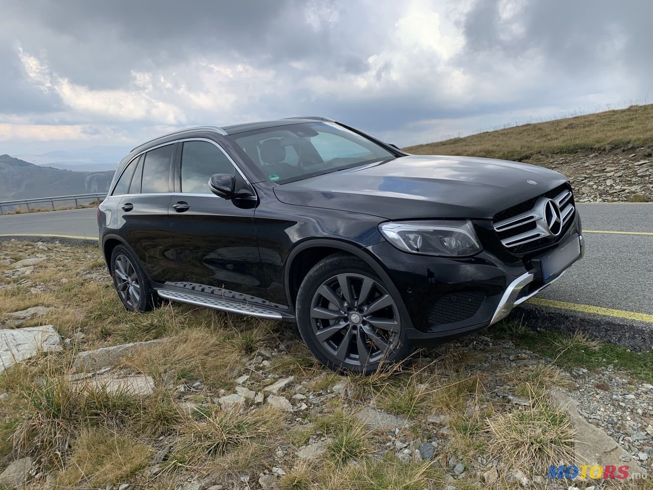 2016' Mercedes-Benz GLC photo #5