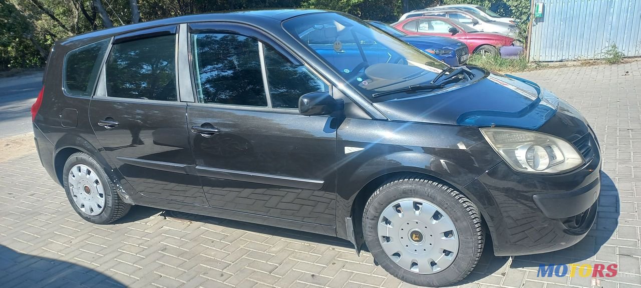 2007' Renault Grand Scenic photo #2