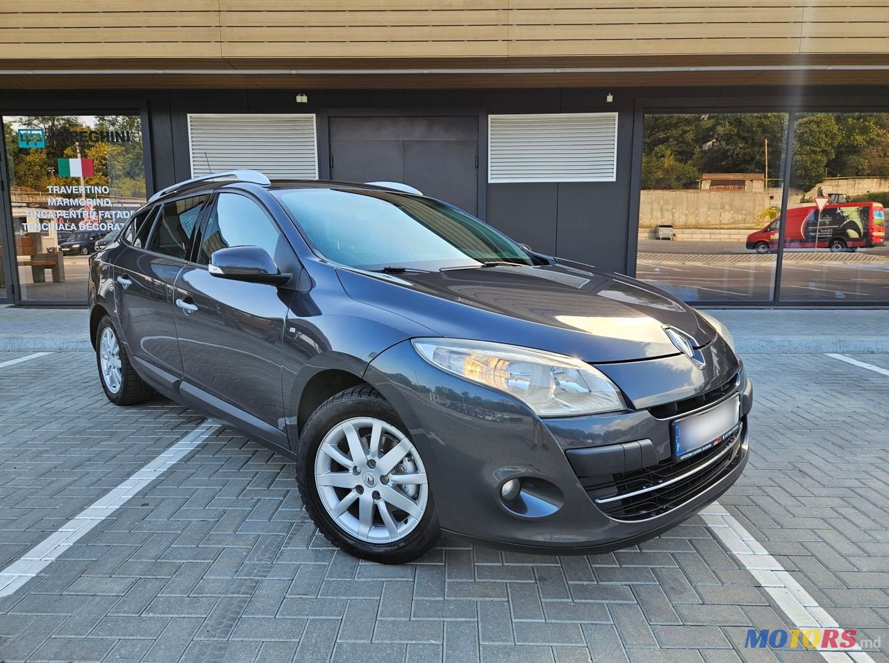 2010' Renault Megane photo #3