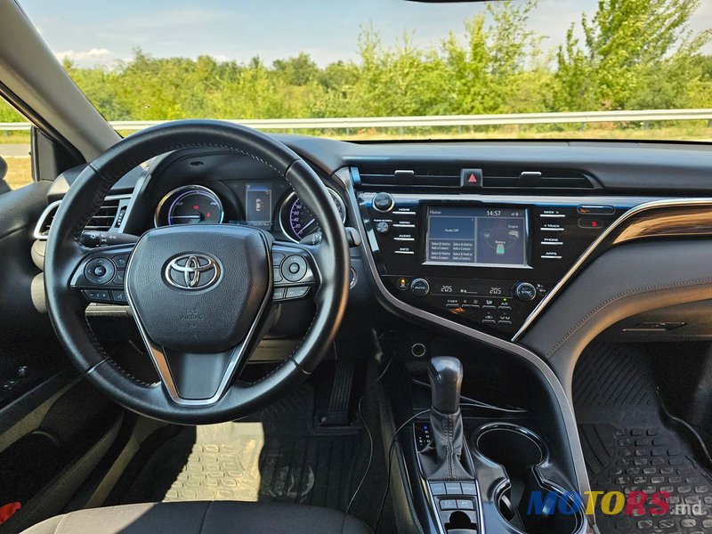 2018' Toyota Camry photo #4