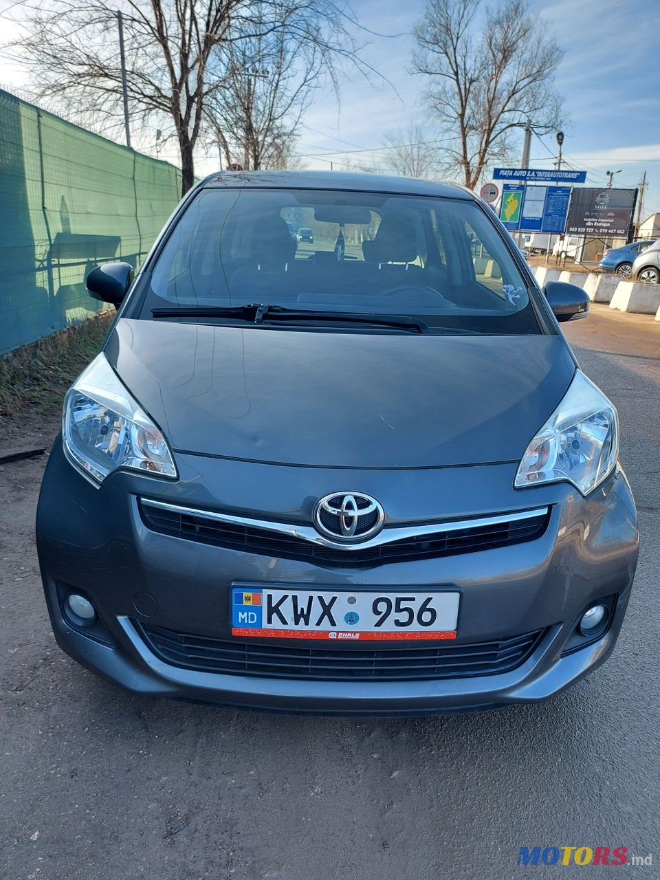 2012' Toyota Verso-S photo #1