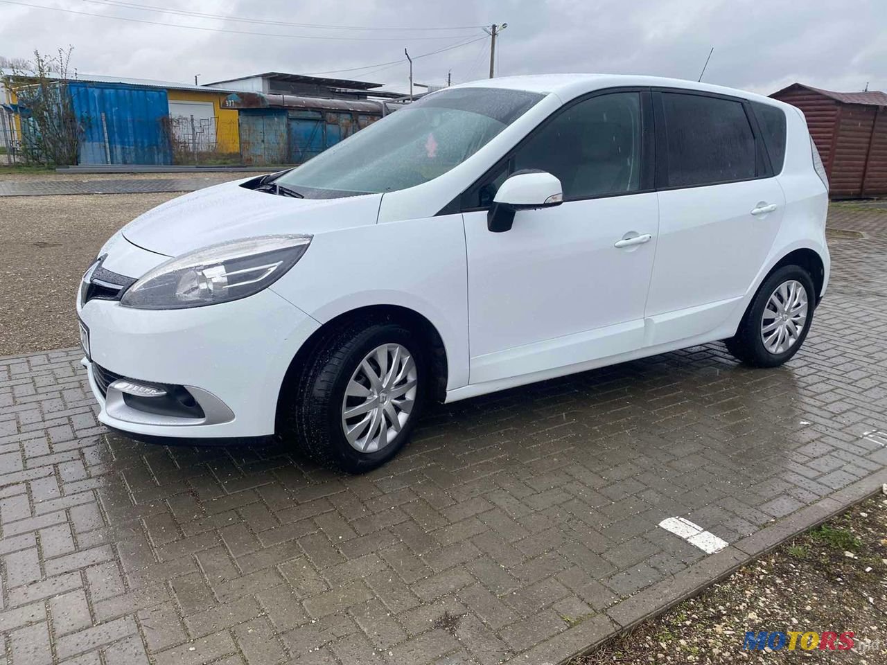 2014' Renault Scenic photo #3