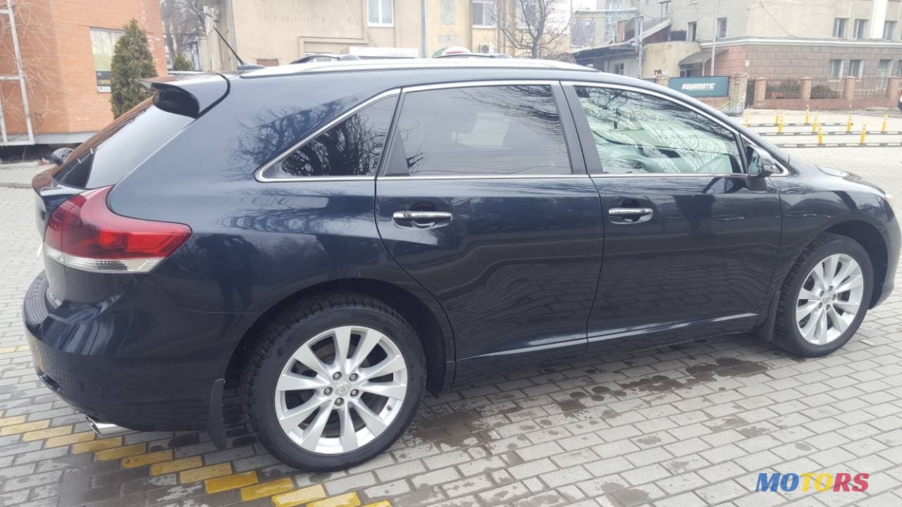 2013' Toyota Venza photo #3