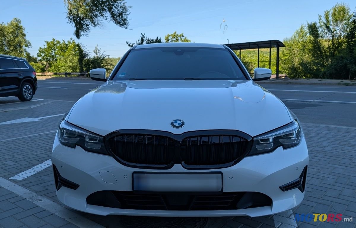 2019' BMW 3 Series photo #4