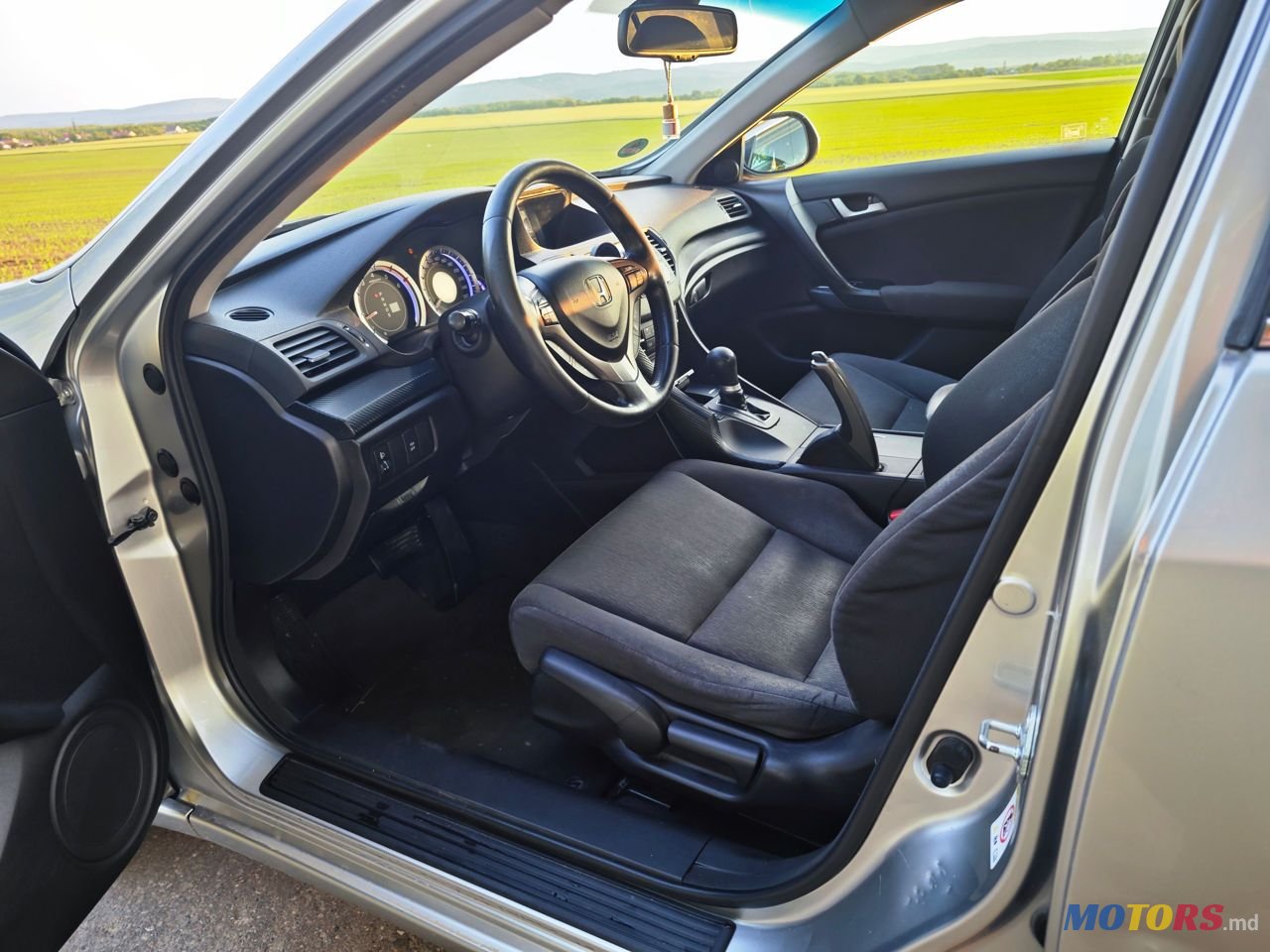 2010' Honda Accord photo #6