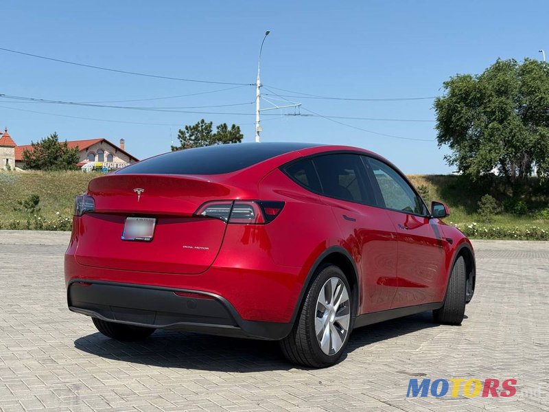2022' Tesla Model Y photo #5