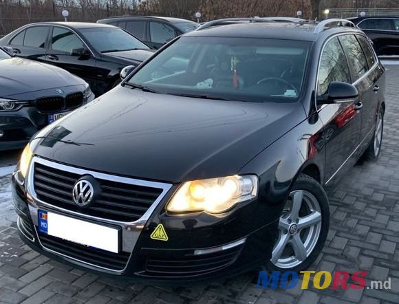 2010' Volkswagen Passat photo #1