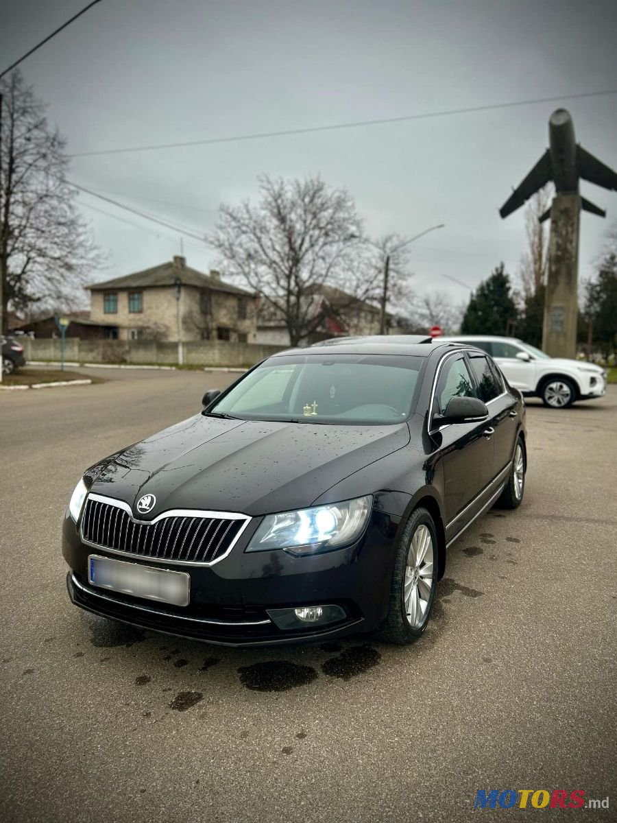2014' Skoda Superb photo #1
