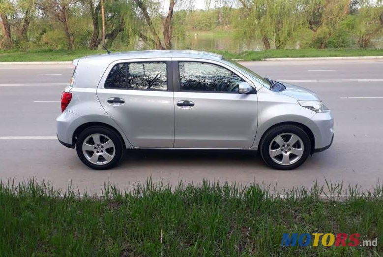 2009' Toyota Urban Cruiser photo #1