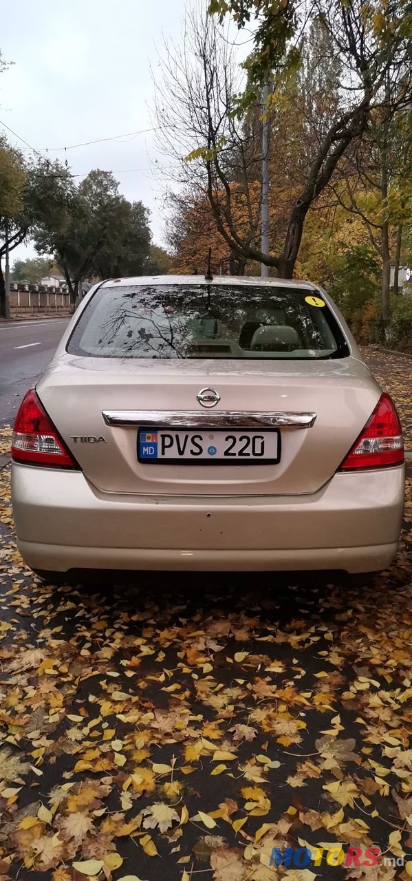 2006' Nissan Tiida photo #3