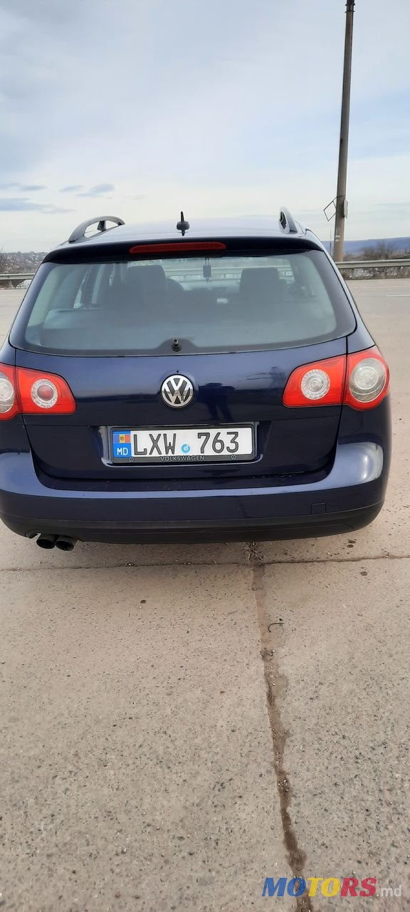 2006' Volkswagen Passat photo #4