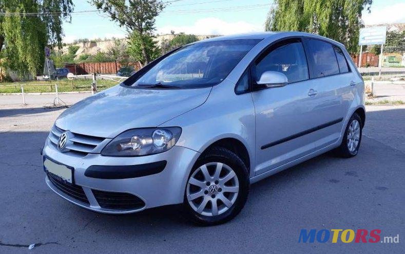 2005' Volkswagen Golf Plus photo #1
