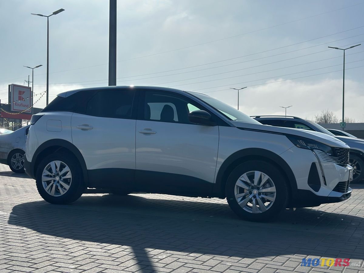 2022' Peugeot 3008 photo #2