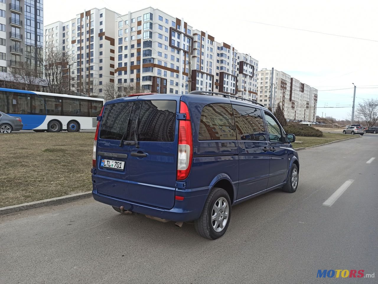 2012' Mercedes-Benz Vito photo #2