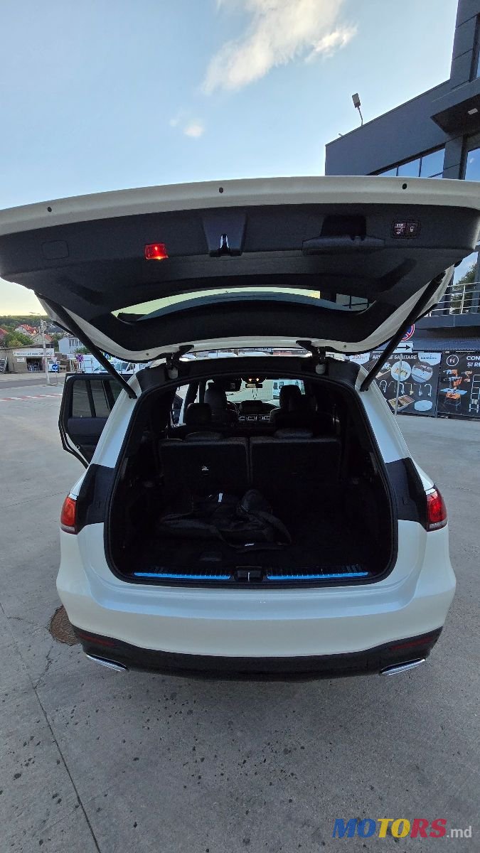 2020' Mercedes-Benz Gls-Class photo #2