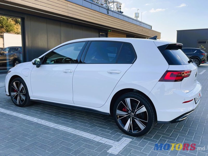 2021' Volkswagen Golf photo #5