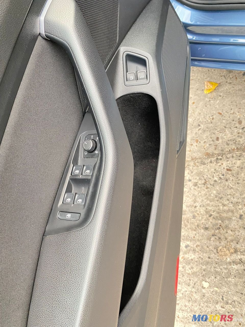 2015' Volkswagen Passat photo #5