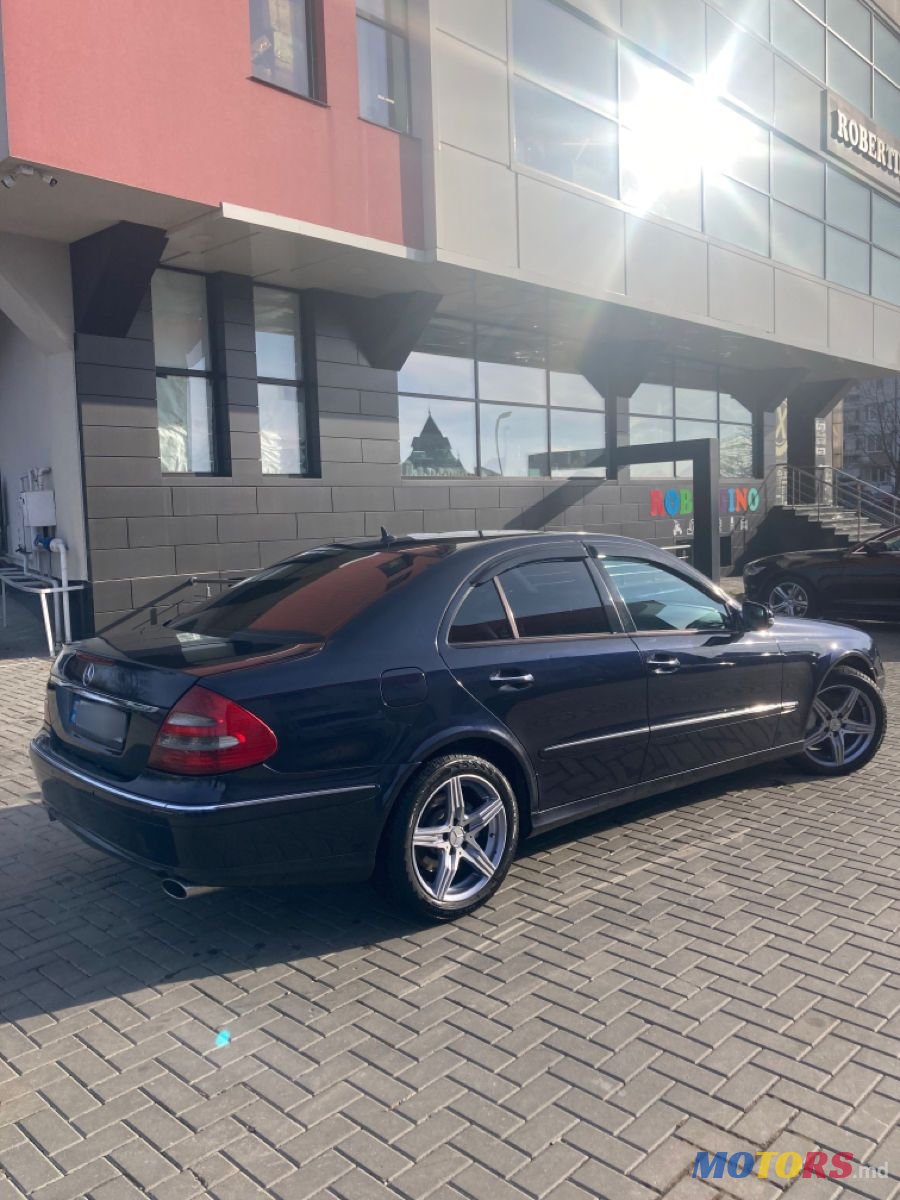 2007' Mercedes-Benz E Класс photo #5