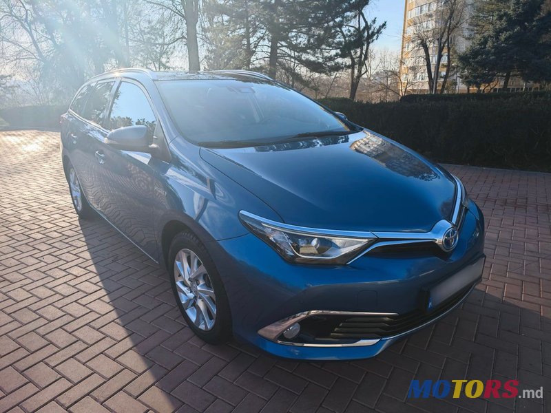 2015' Toyota Auris photo #1