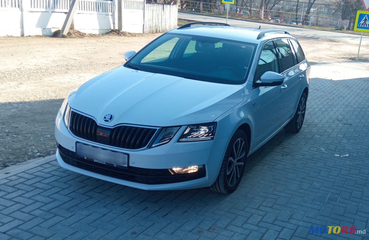 2020' Skoda Octavia photo #4