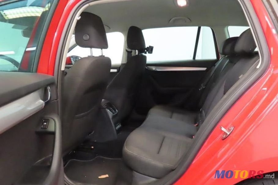 2018' Skoda Octavia photo #3