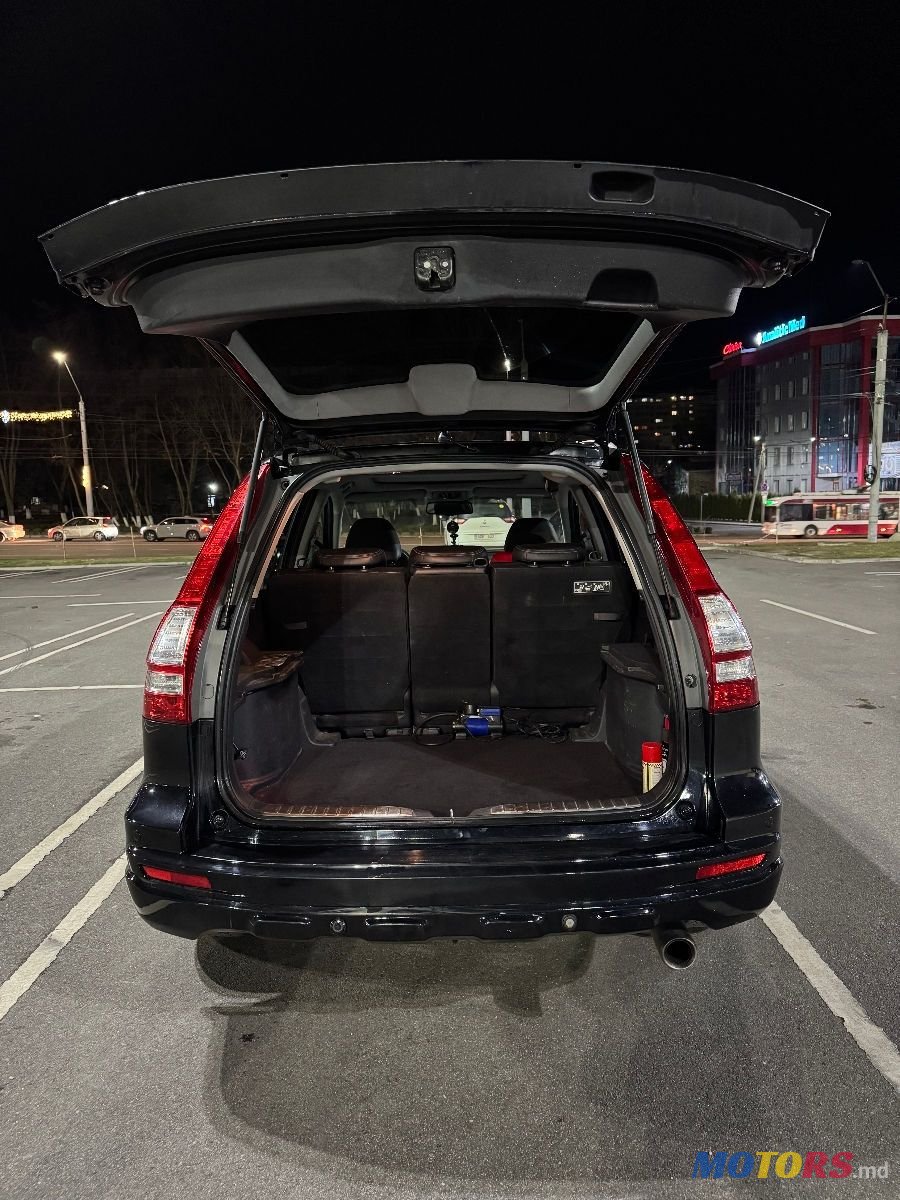 2010' Honda CR-V photo #5