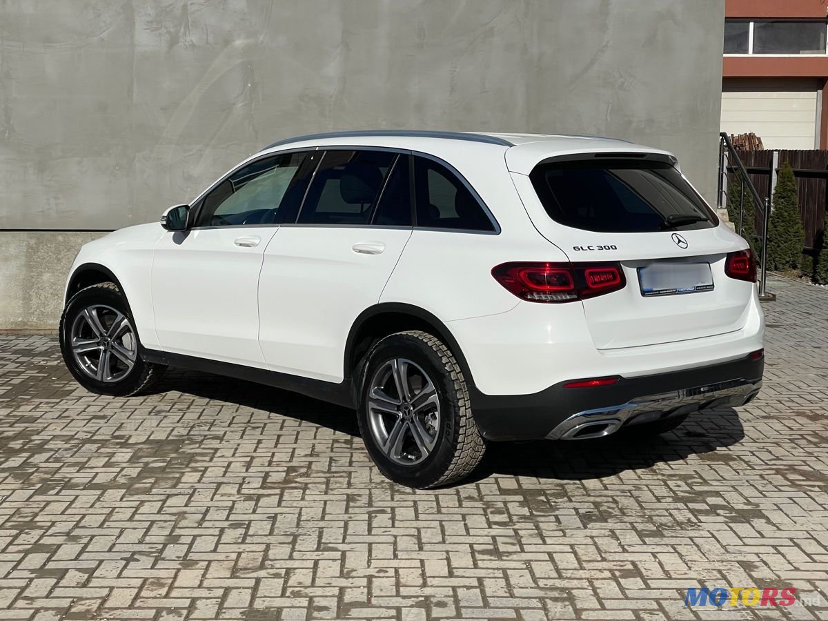 2020' Mercedes-Benz GLC photo #3