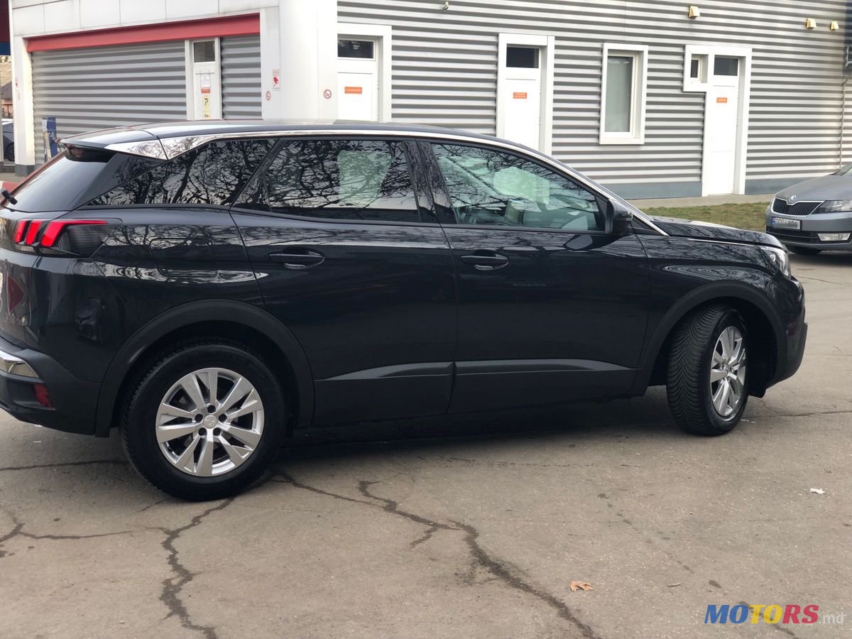 2020' Peugeot 3008 photo #5