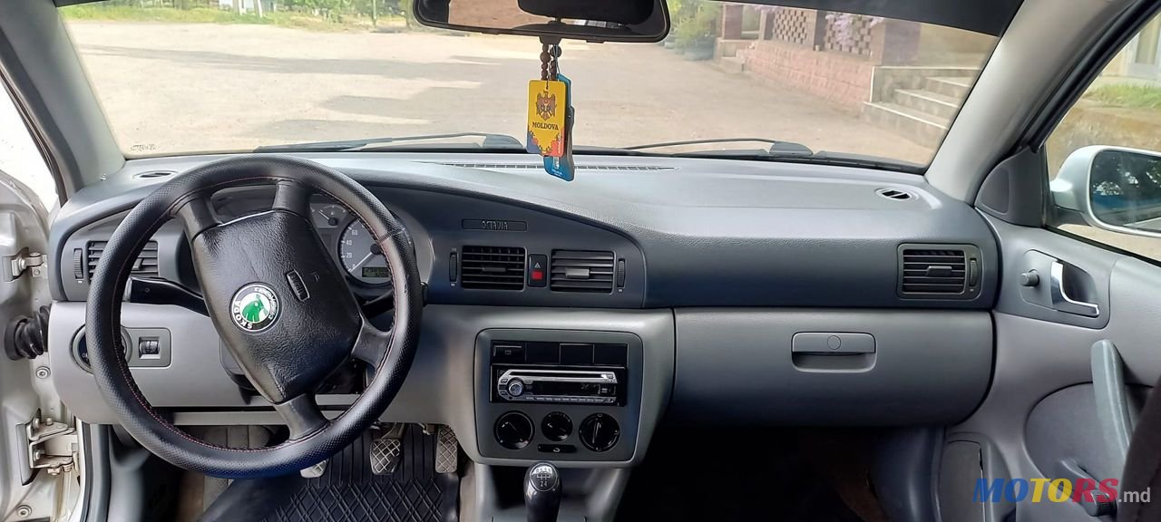 1998' Skoda Octavia photo #4