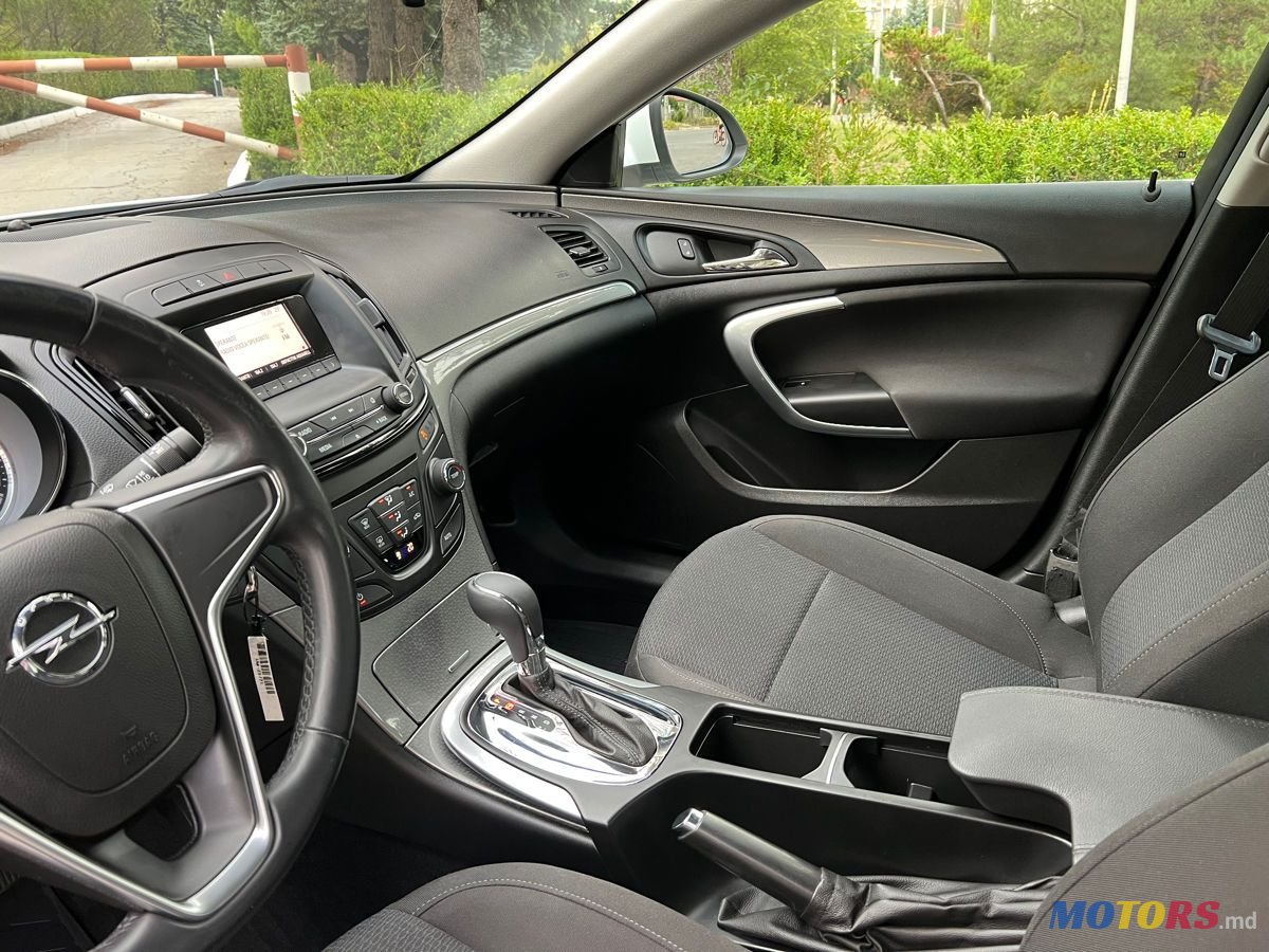 2015' Opel Insignia photo #5