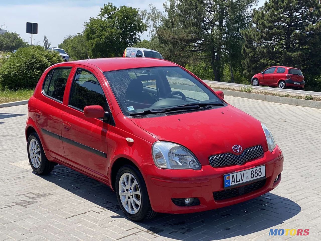 2005' Toyota Yaris photo #2