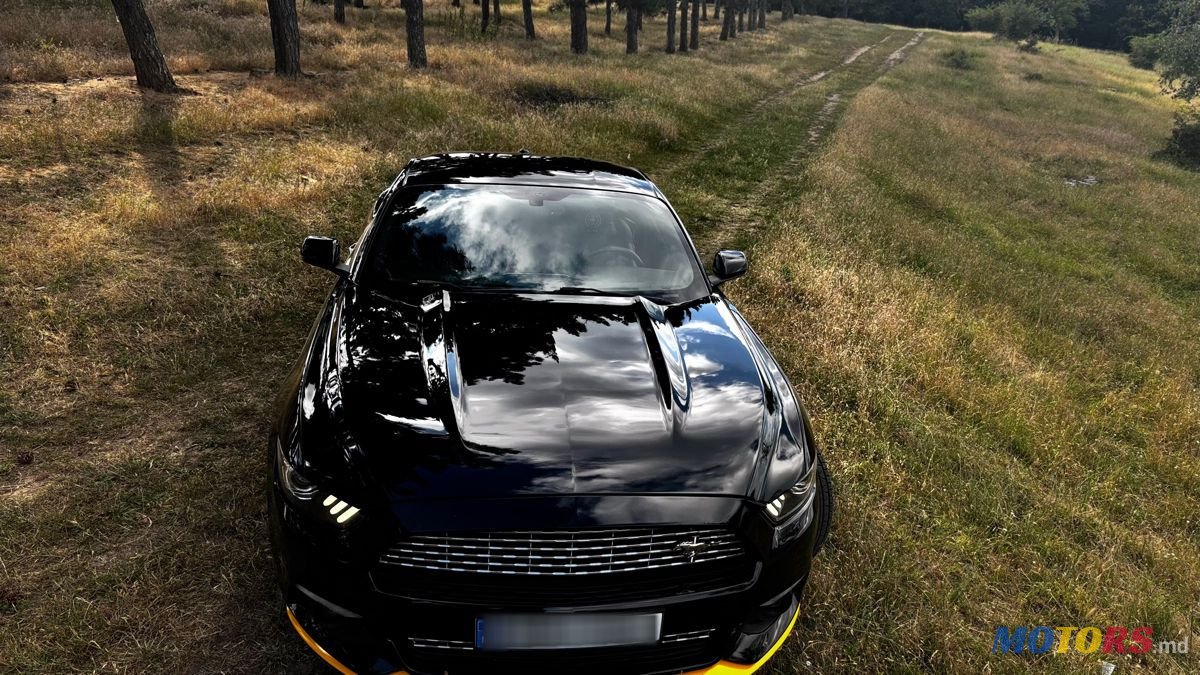 2016' Ford Mustang photo #6