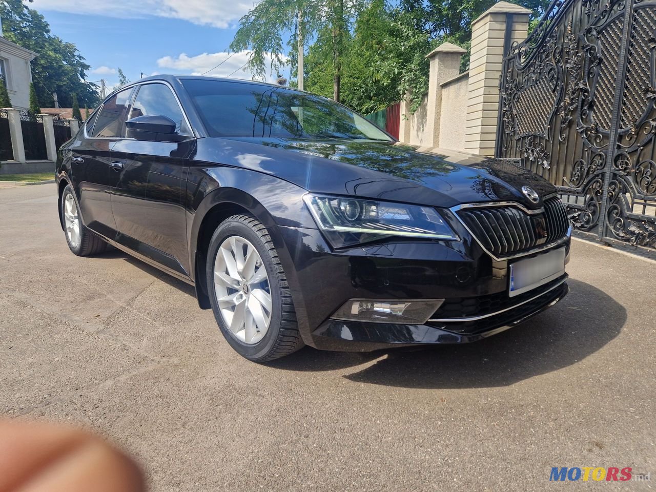 2016' Skoda Superb photo #2