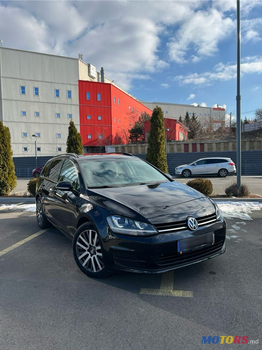 2016' Volkswagen Golf photo #1
