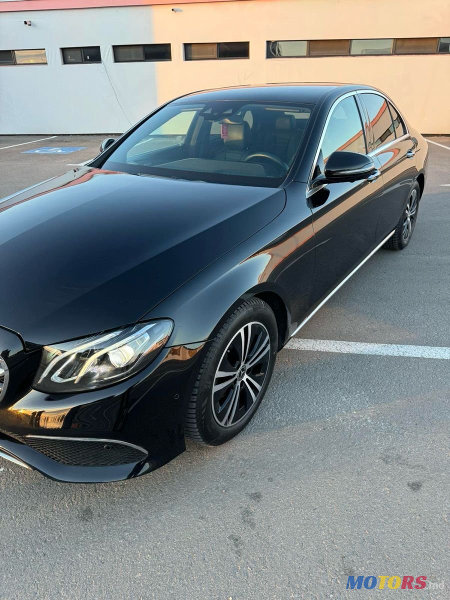 2018' Mercedes-Benz E-Class photo #4