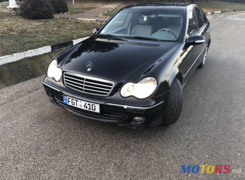 2005' Mercedes-Benz C photo #1