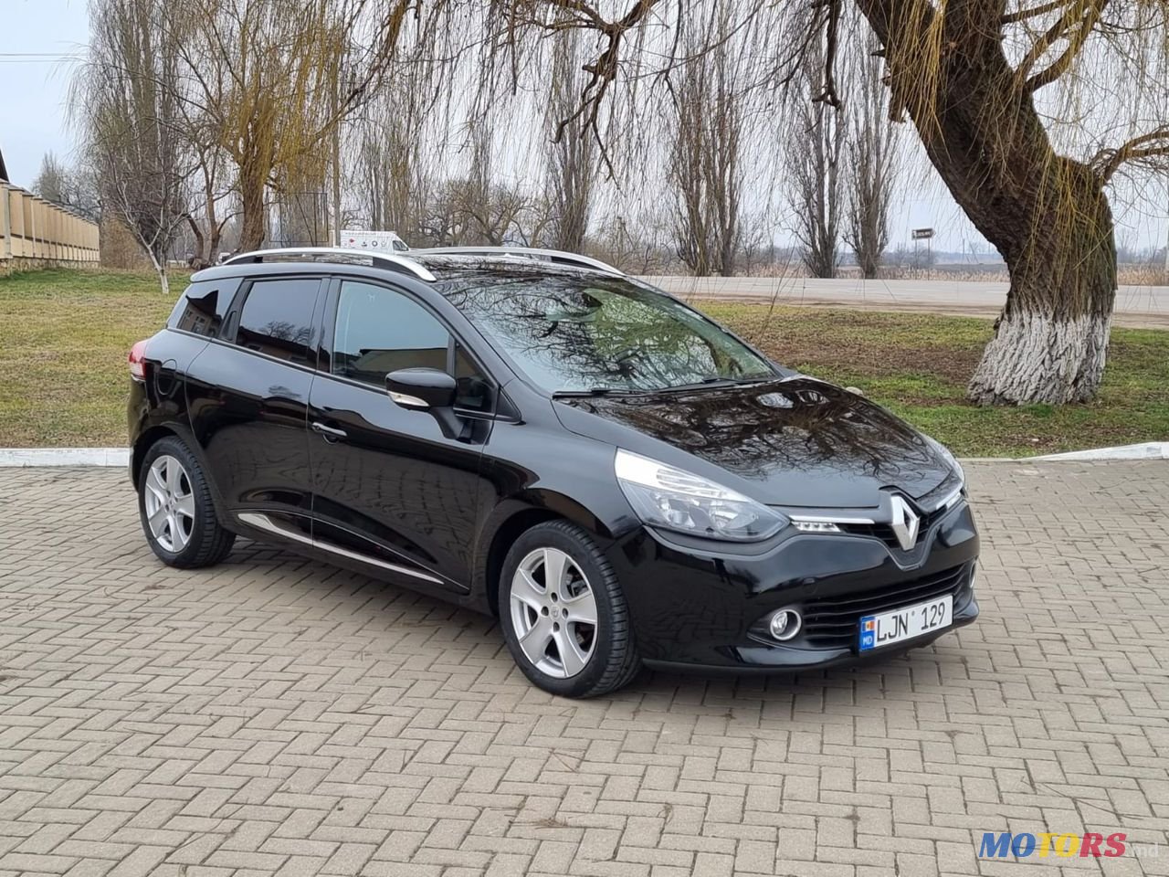 2013' Renault Clio photo #1