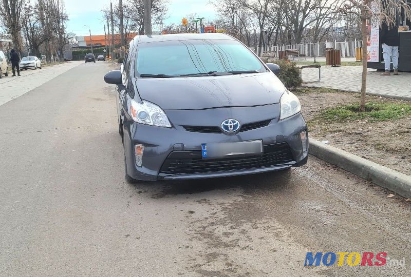 2012' Toyota Prius photo #1