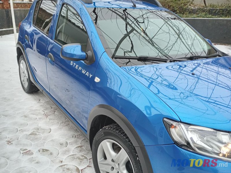 2015' Dacia Sandero Stepway photo #4