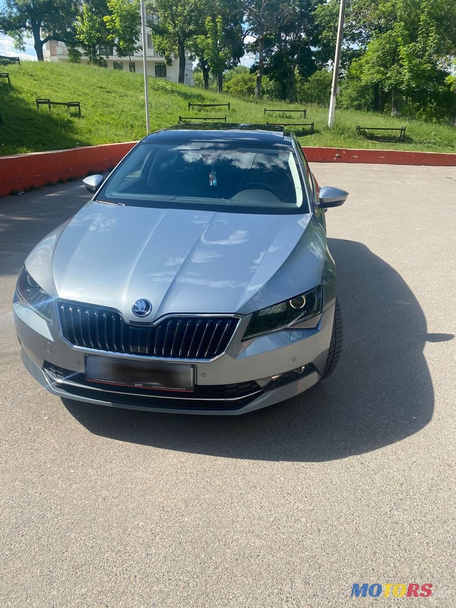 2018' Skoda Superb photo #5