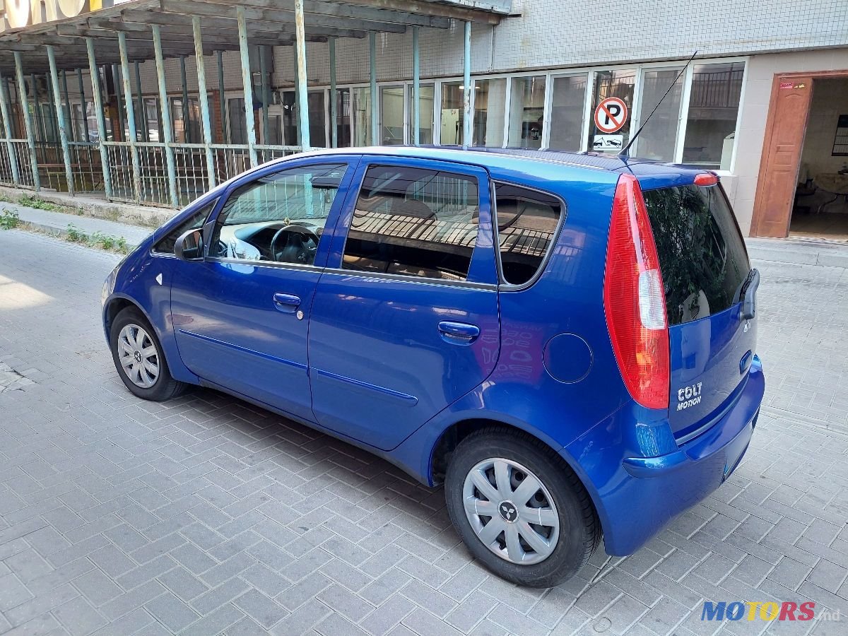 2006' Mitsubishi Colt photo #4