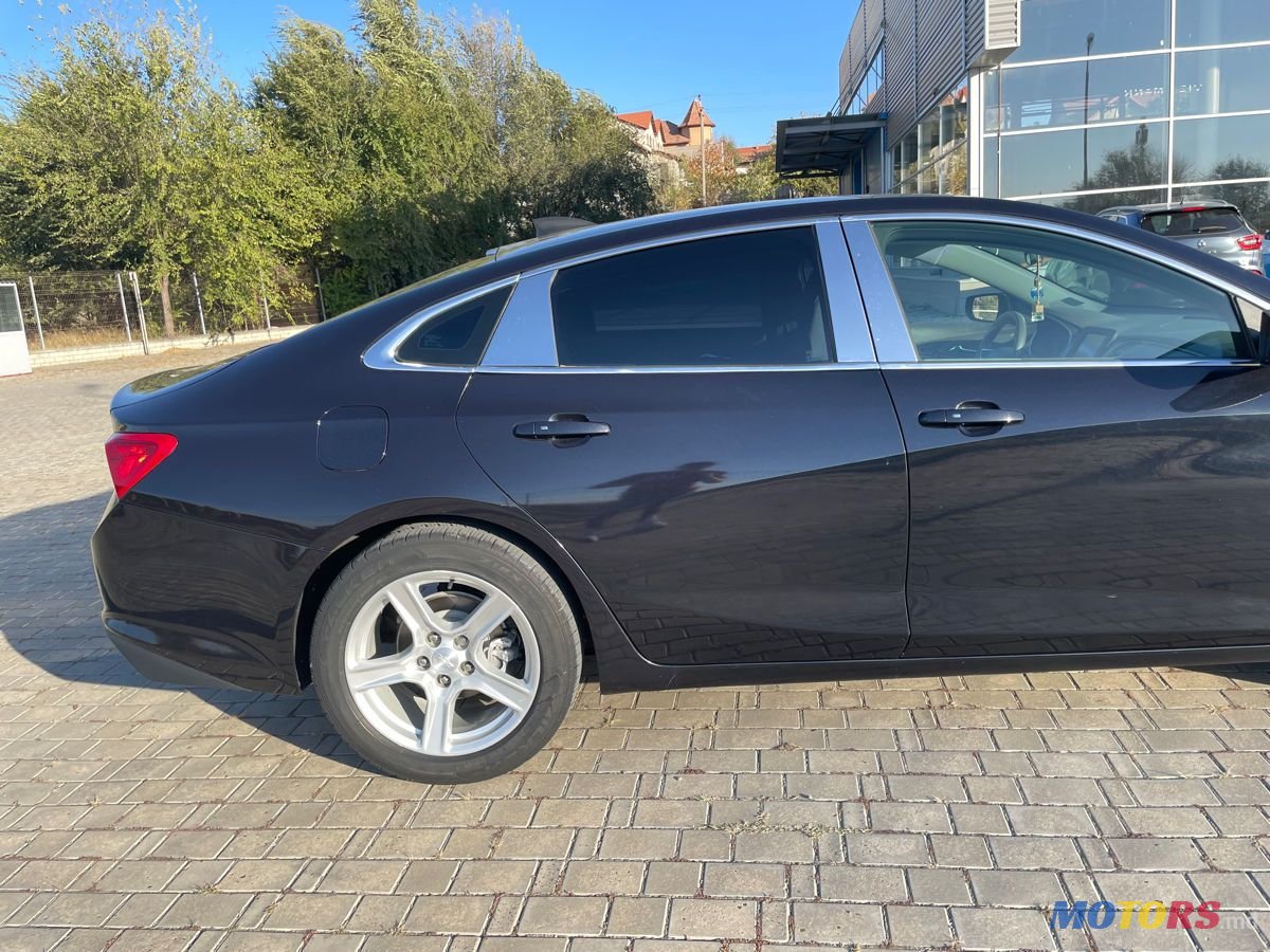 2017' Chevrolet Malibu photo #5