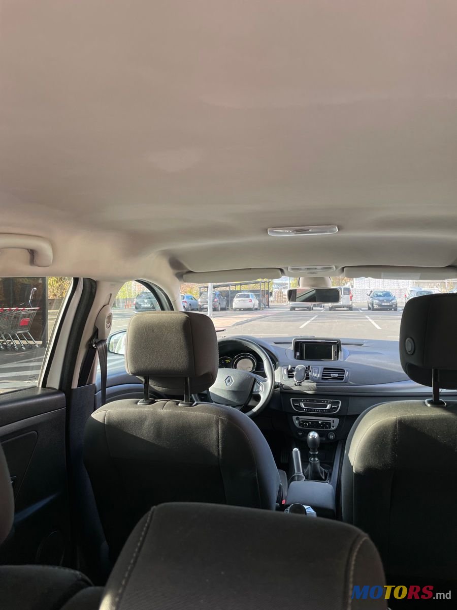 2013' Renault Megane photo #5