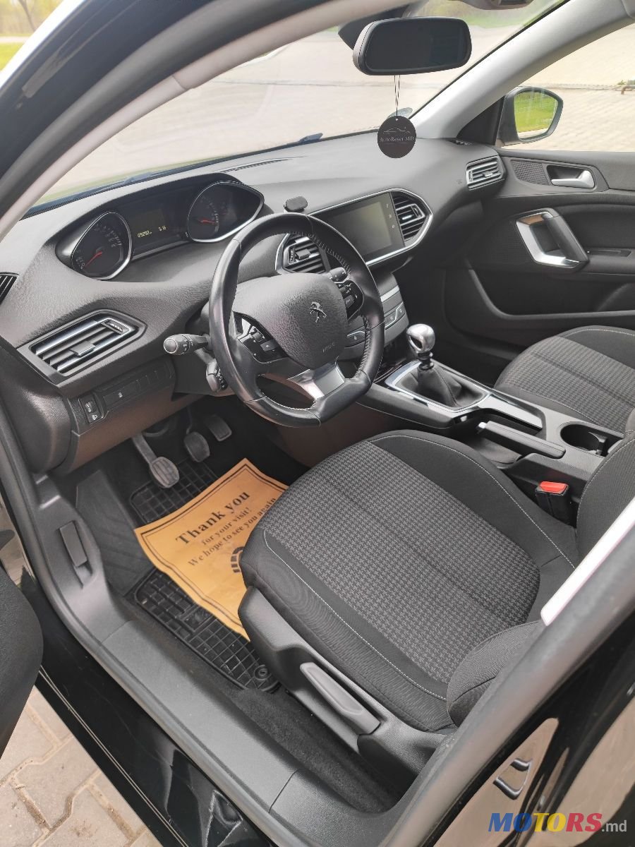 2019' Peugeot 308 photo #6