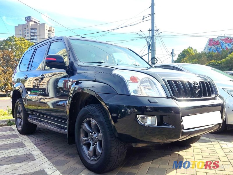 2006' Toyota Land Cruiser Prado photo #3