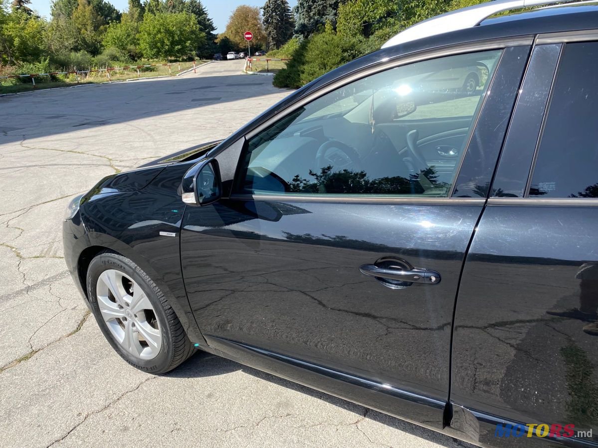 2013' Renault Megane photo #4