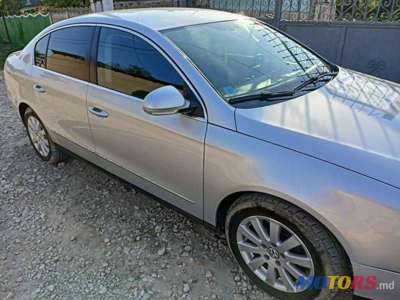 2006' Volkswagen Passat photo #3