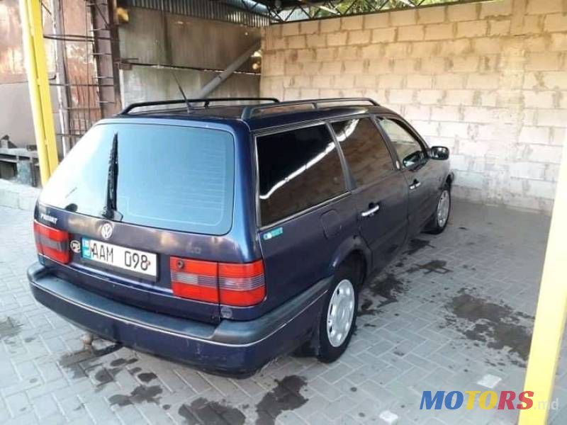 1996' Volkswagen Passat photo #1