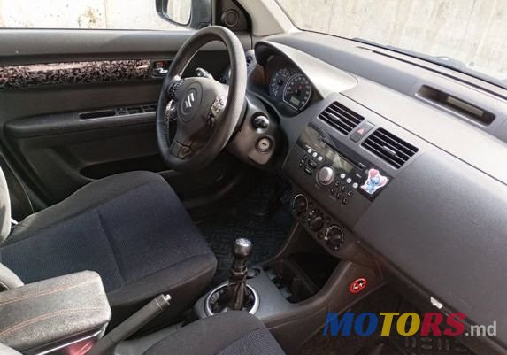 2006' Suzuki Swift photo #6