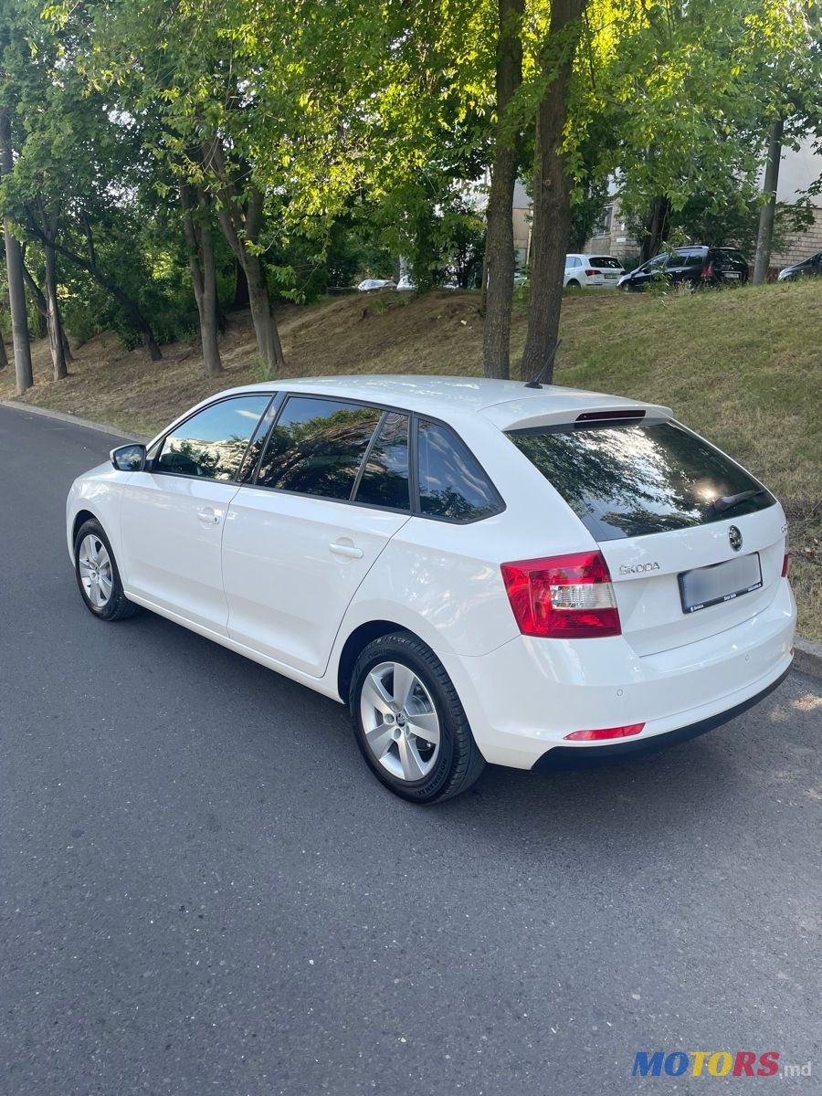 2015' Skoda Rapid photo #4